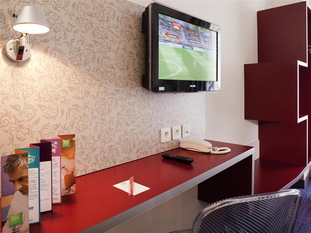 Ibis Styles Paris 15 Lecourbe Hotel Exterior photo